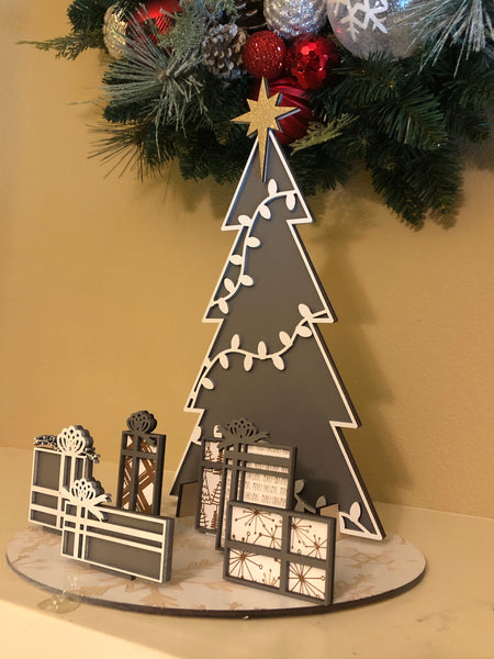 Tree with Presents Decor