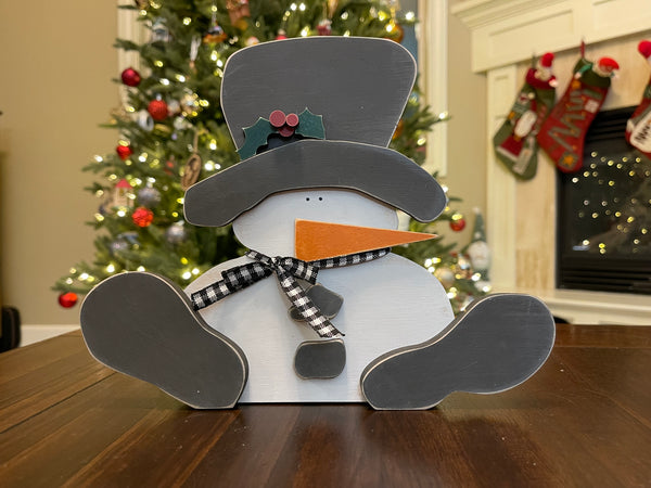 Sitting Snowman
