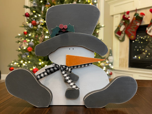 Sitting Snowman