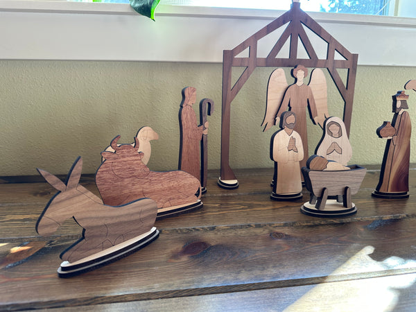 Large Heirloom Nativity Set